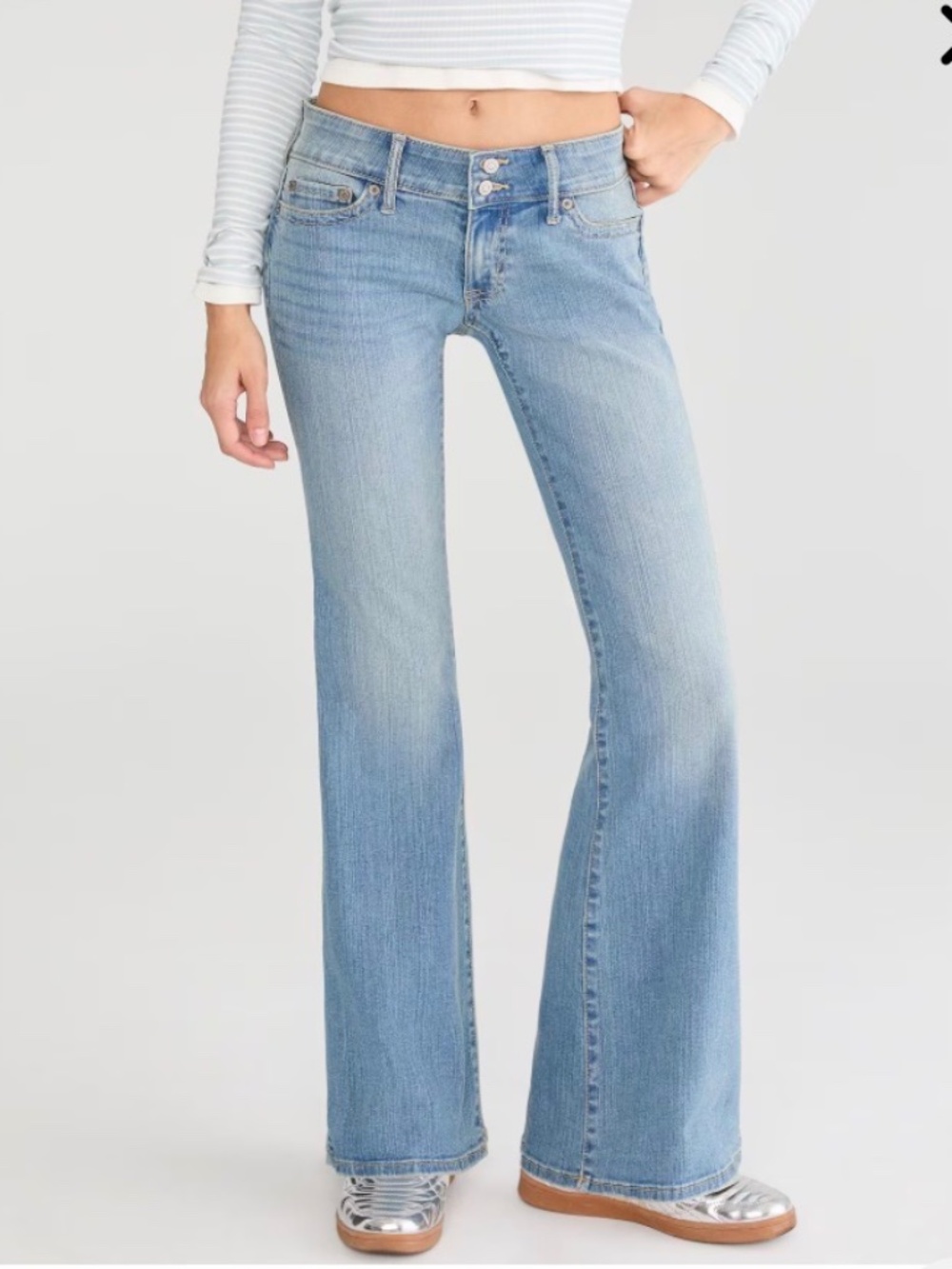 NWOT! Super Lowrise Jeans Y2K 6 Short Aeropostale Light Wash